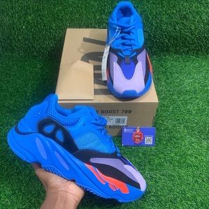 2022 adidas Yeezy 700 V2 “Hi-Res Blue”